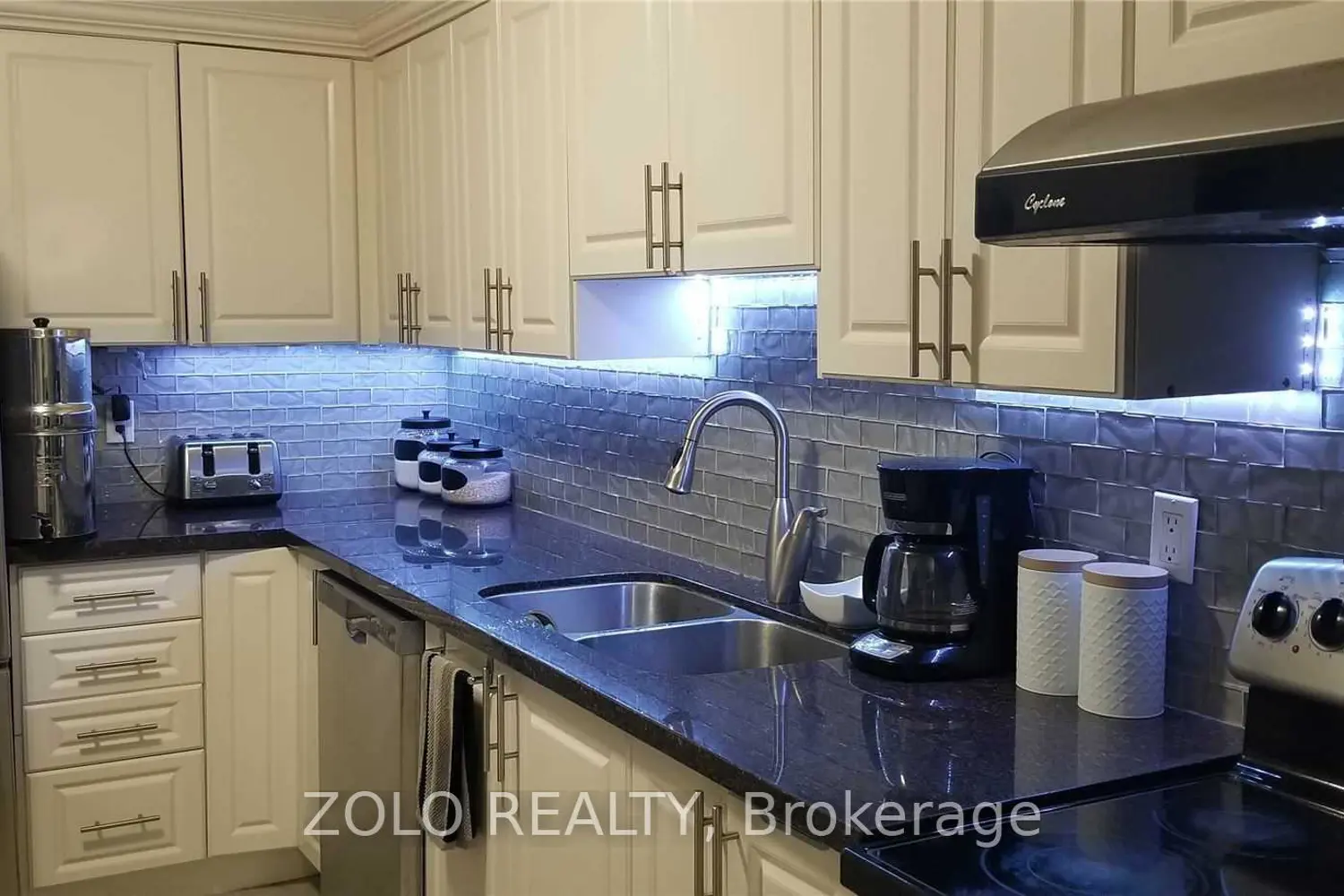 Additional image 9 of 15 Vicora Linkway Way 906
