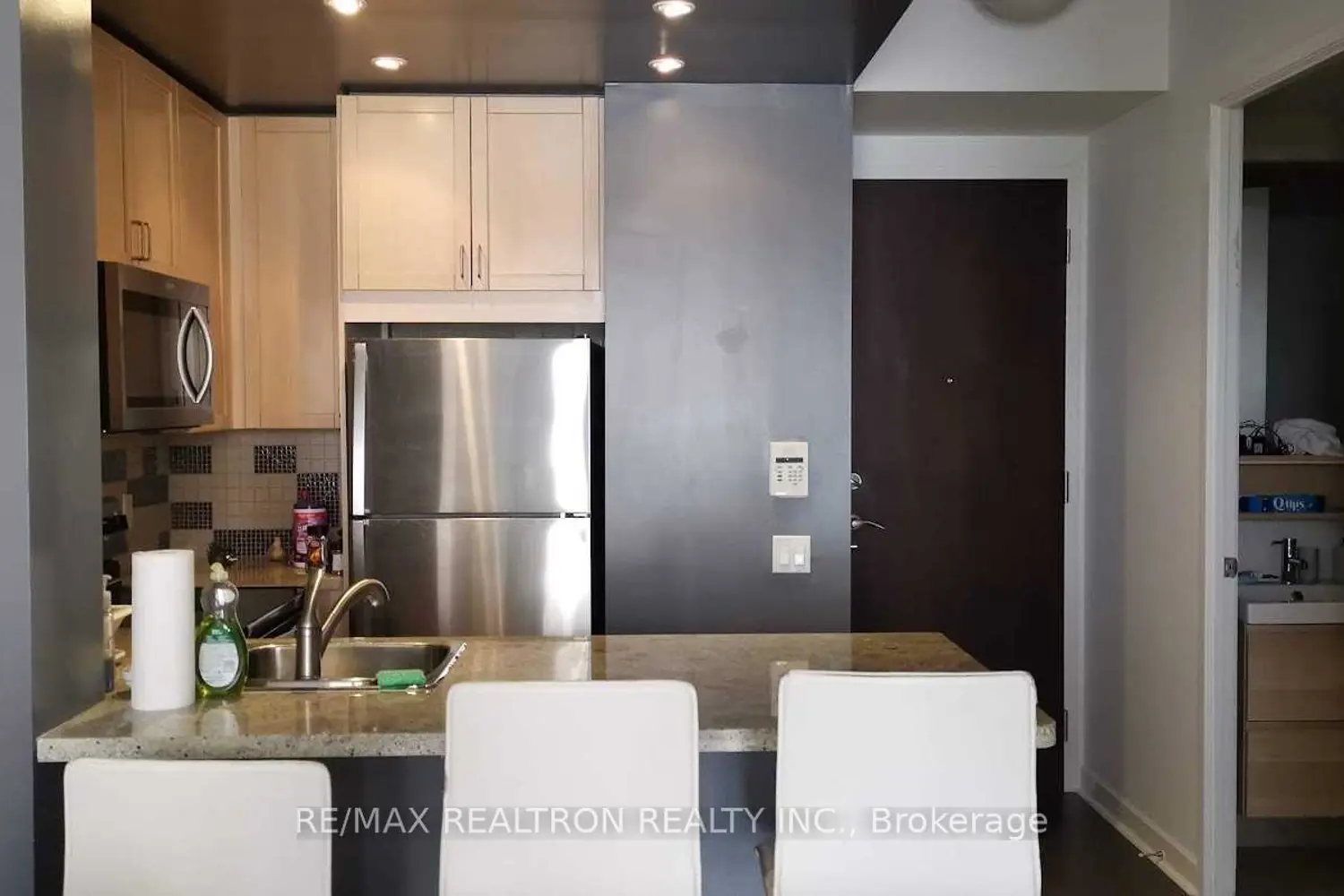 Additional image 7 of 85 Bloor Street 1603