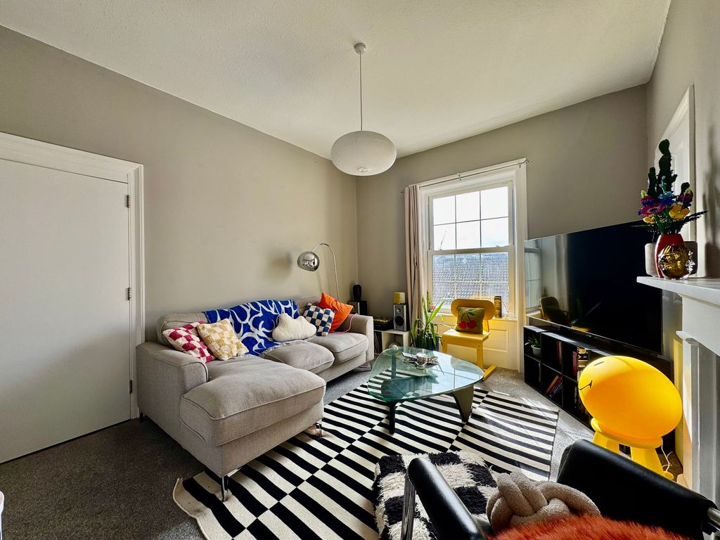 Additional image 3 of 3 bed flat to rent19 St Marks Road, St Helier JE2