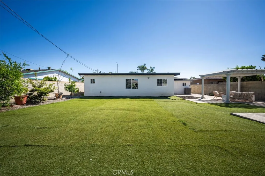 Additional image 102 of 223 West Simmons Avenue, Anaheim, CA 92802