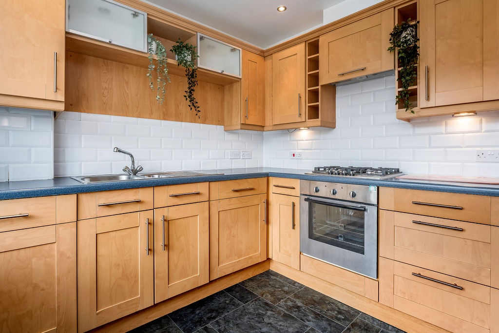 Additional image 7 of 2 Bed Flat, Meggetland View, EH14, N1 7GU