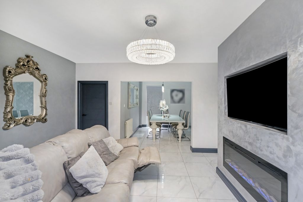 Additional image 4 of 2 bed property to rentDrumoyne Square, Glasgow G51