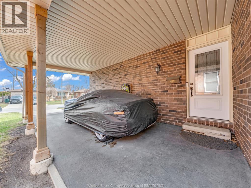 Additional image 3 of 1031 Eastlawn , Windsor, ON, N8S3H8