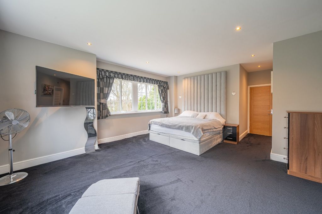 Additional image 23 of Land to rentOne Oak, Tarn Lane, Leeds LS17