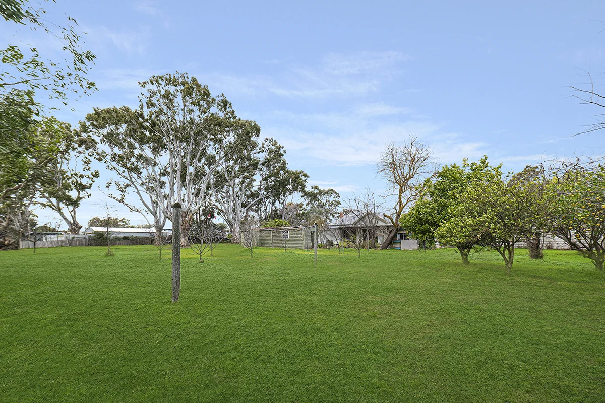 Additional image 13 of 104 Martin Street, Dunkeld VIC 3294