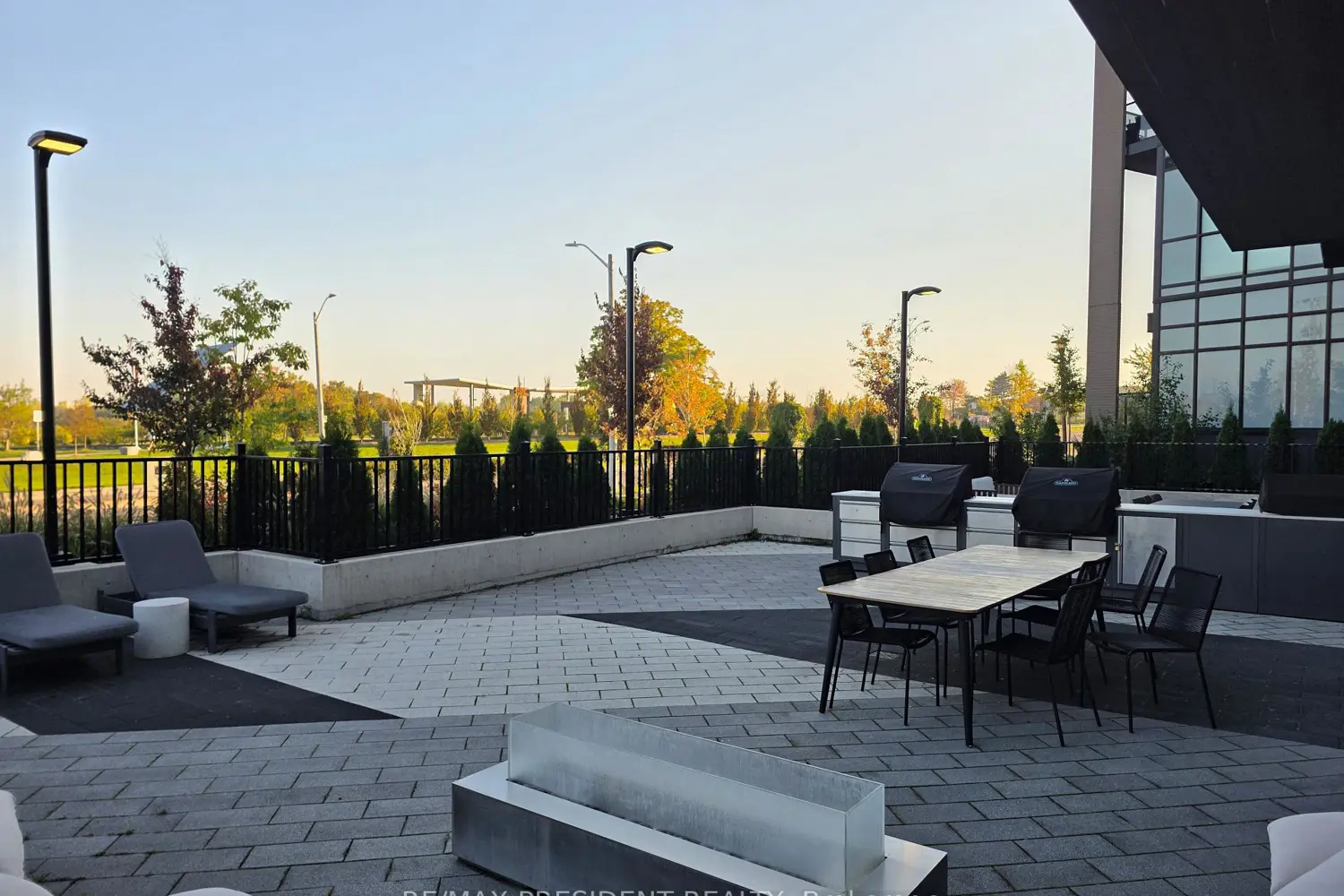 Additional image 17 of 60 George Butchart Drive 112