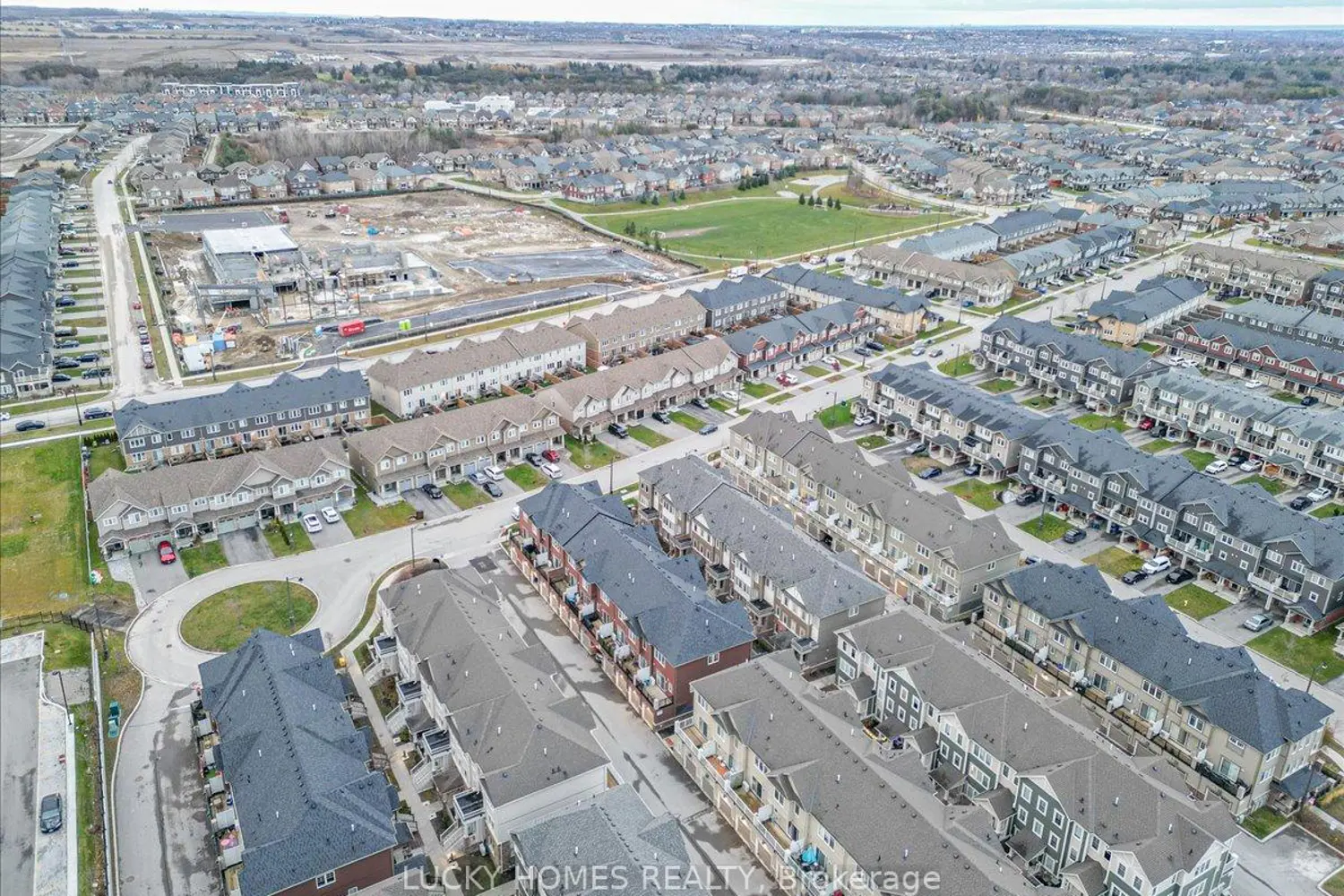 Additional image 15 of 2550 Simcoe Street 317