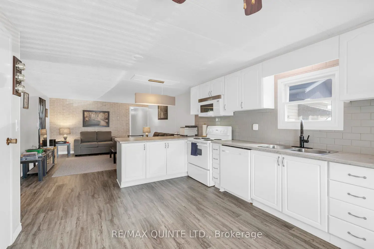 Additional image 7 of 311 Dundas Street 44