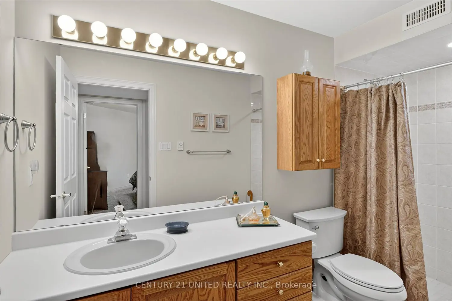 Additional image 11 of 1121 Armour Road 22