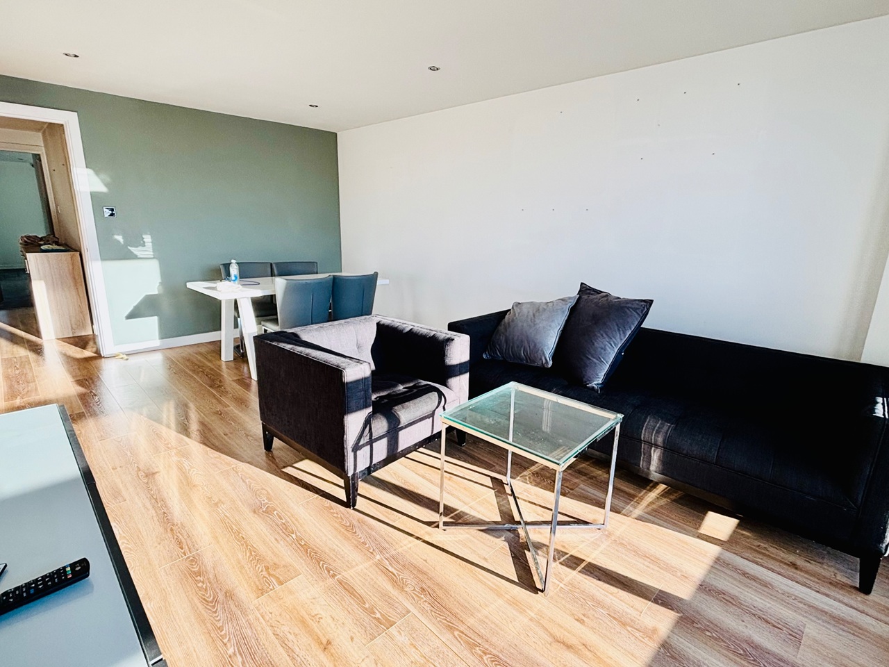 2 Bed Flat, Stobcross Street, G3, N1 7GU