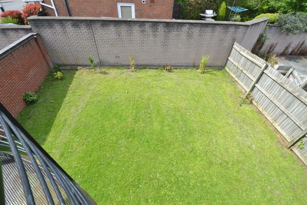 Additional image 3 of 4 bed flat to rentStephens Court, Selly Oak, Birmingham B29