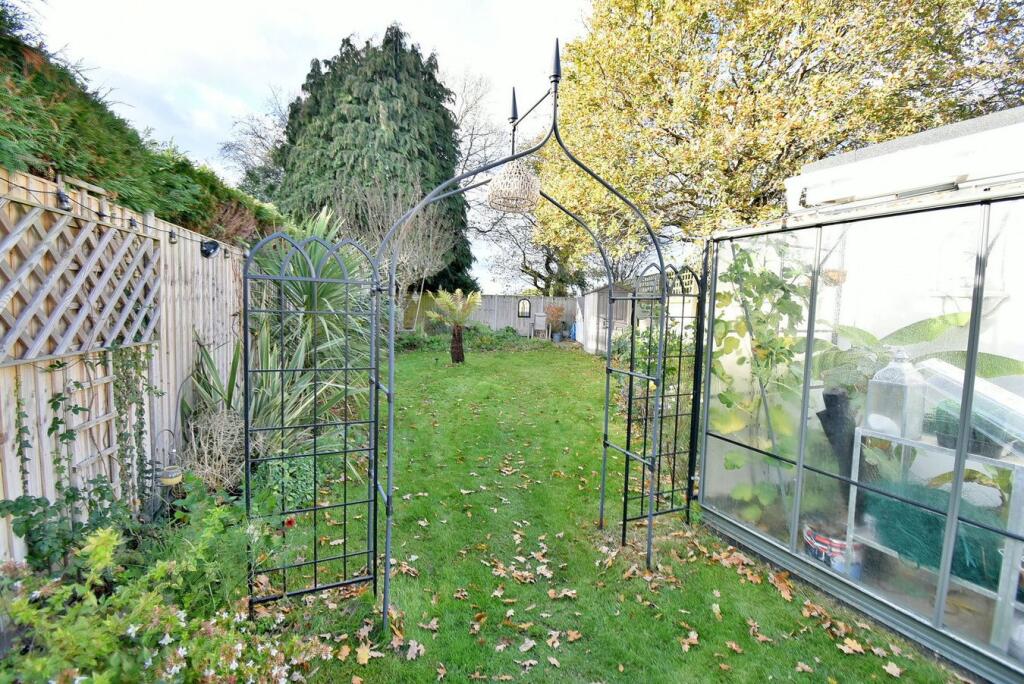 Additional image 3 of Headswell Crescent, Bournemouth, BH10