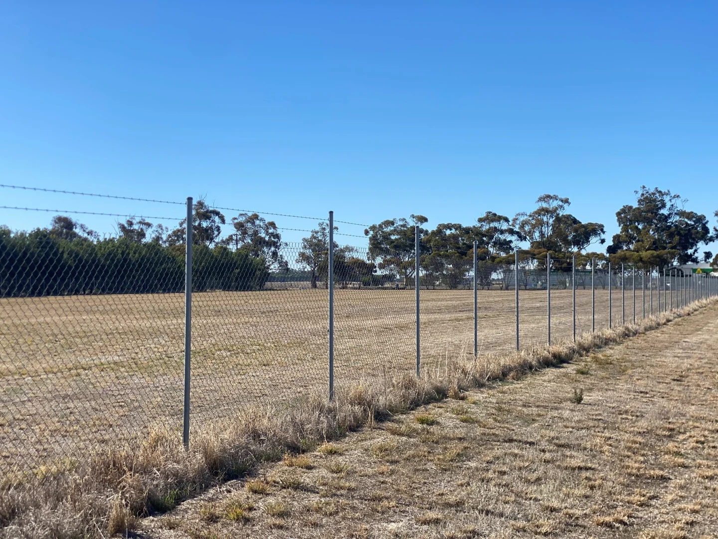 Additional image 5 of 2 & 3 Henty Highway, Warracknabeal VIC 3393