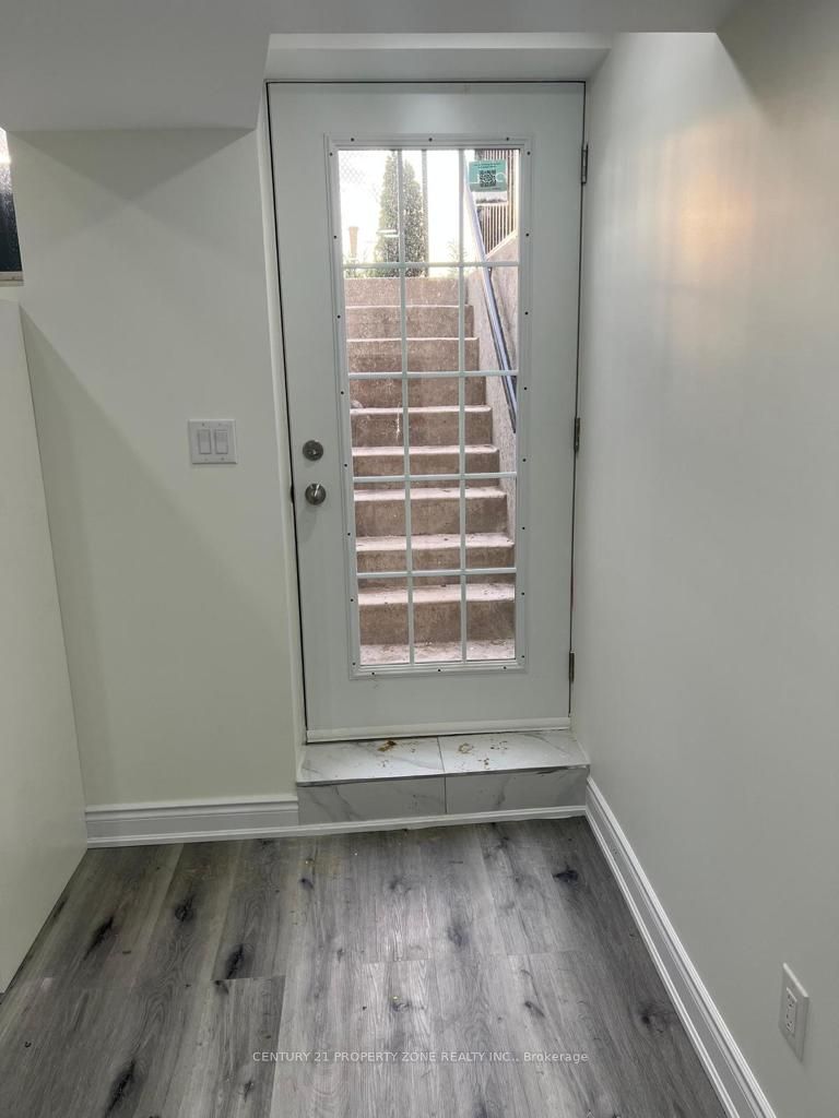 BSMT-66 Fann Drive, Brampton, ON, L7A 4L3