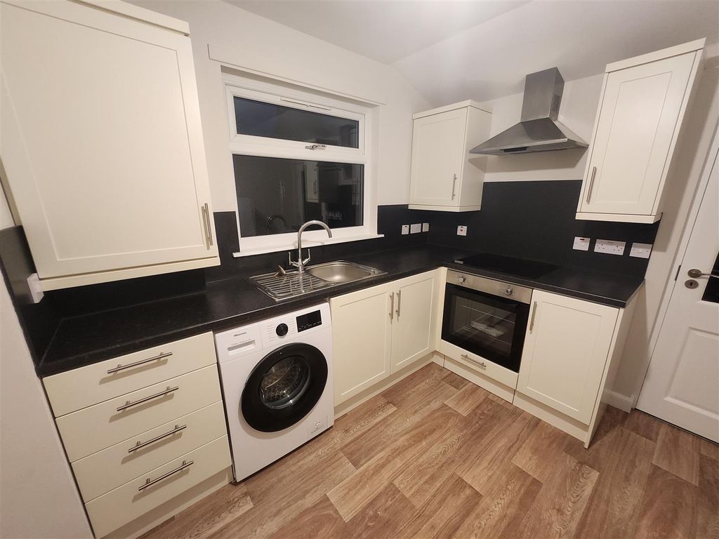 Additional image 13 of 2 bed flat to rentHigh Street, Auchterarder PH3