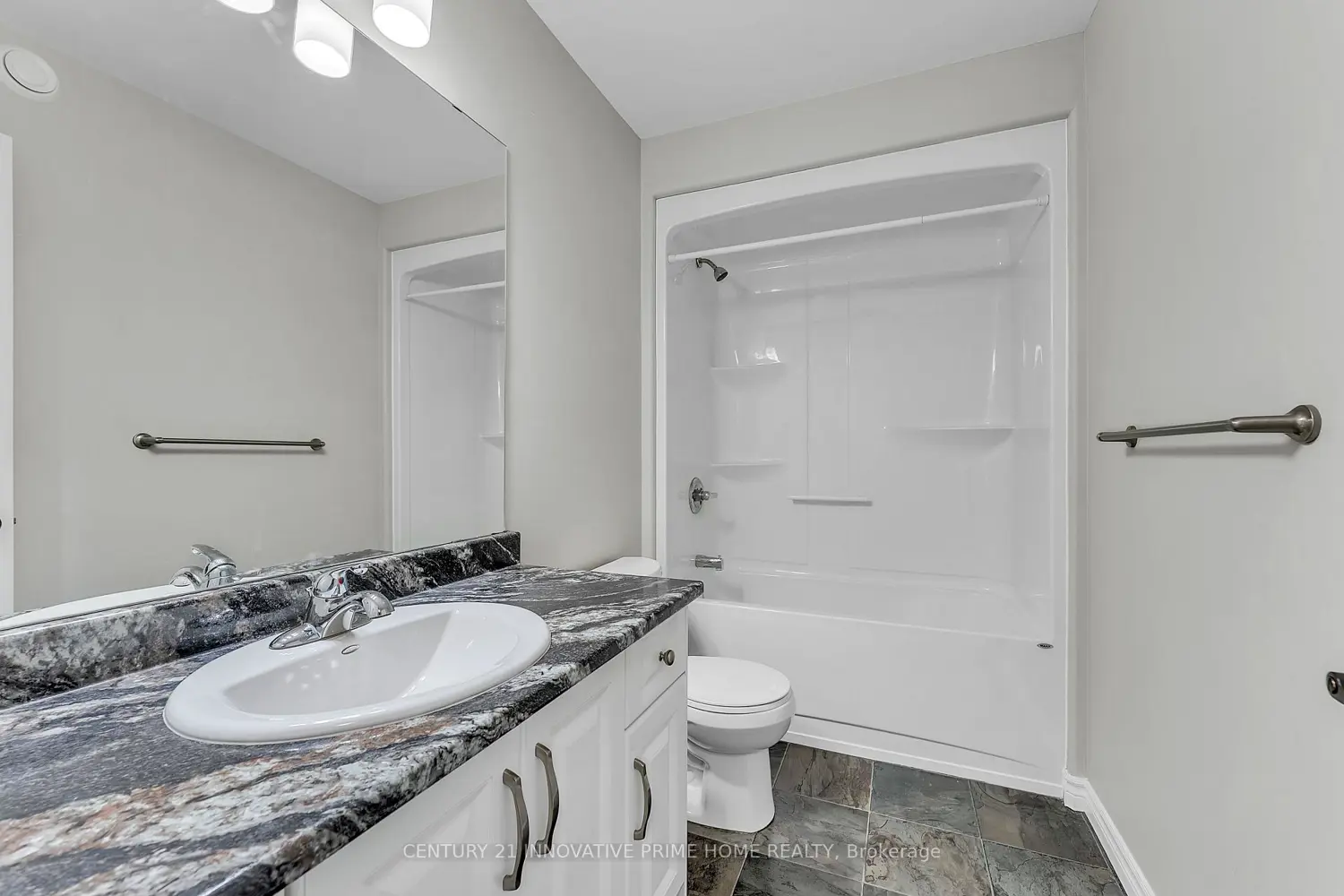 Additional image 13 of 14 Ledgerock Court