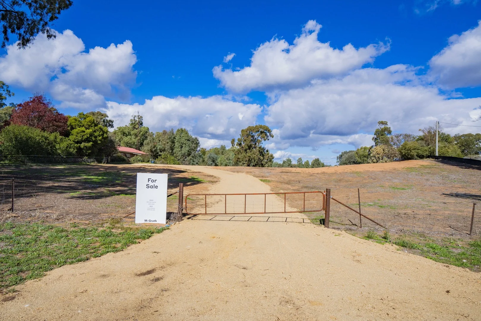 Additional image 2 of 10 Karawatha Drive, Narrandera NSW 2700