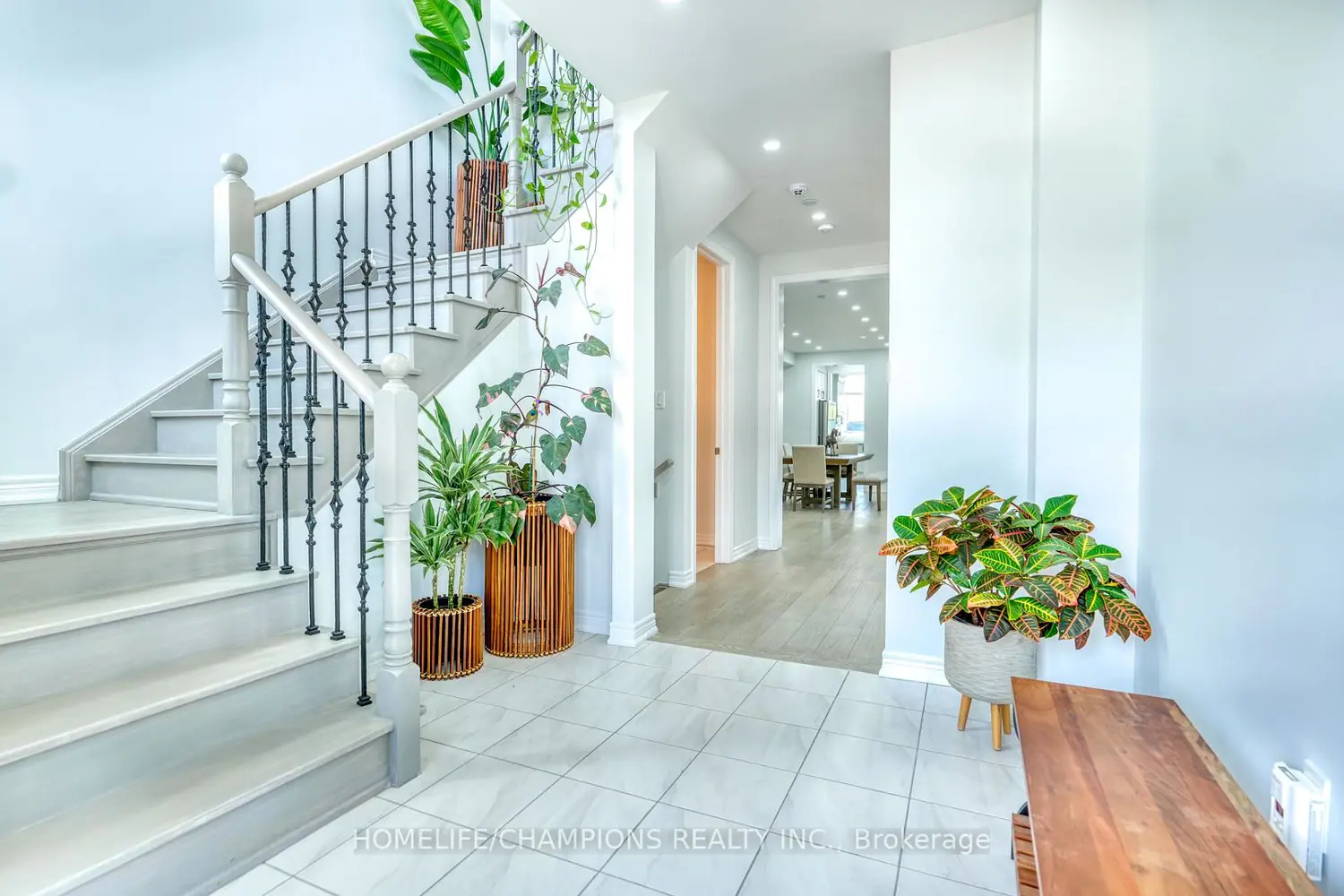 148 Wesmina Avenue photo 3