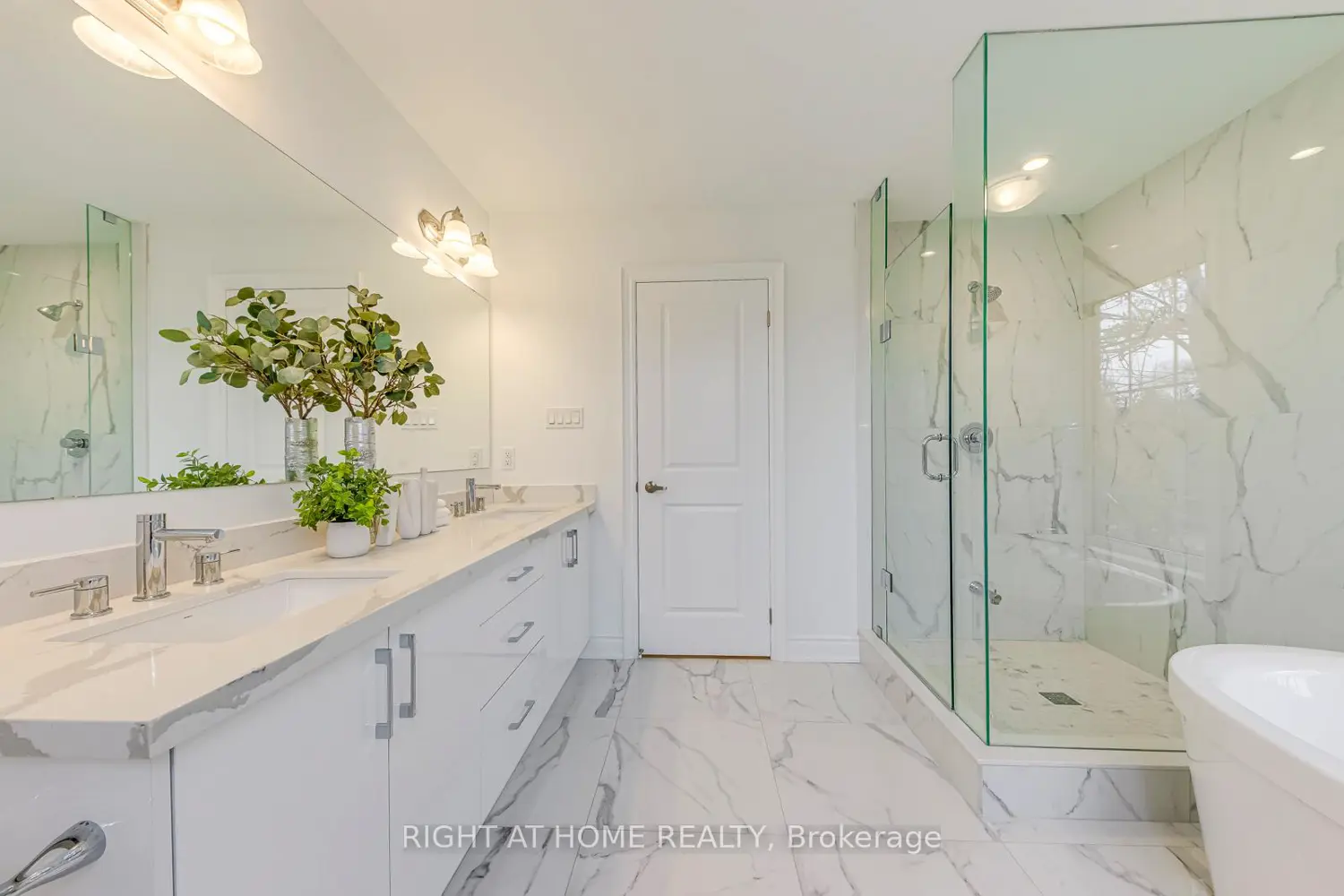 Additional image 9 of 2575 Islington Avenue