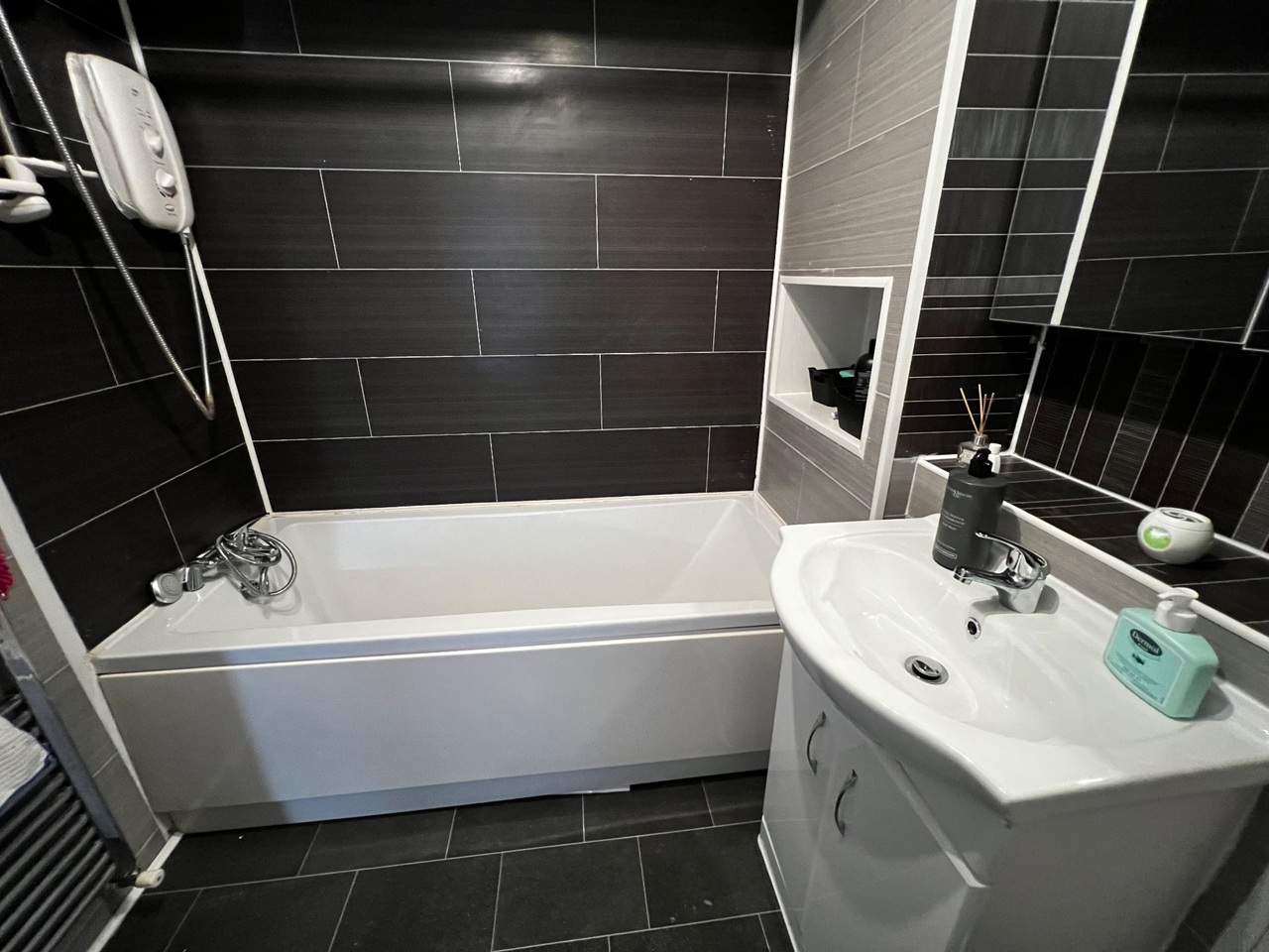 Additional image 8 of 2 Bed Flat, Glasgow, G11, N1 7GU