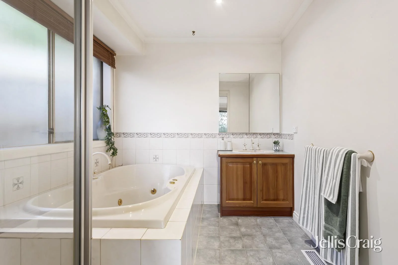 Additional image 10 of 14 Stringy Bark Rise, Croydon North VIC 3136