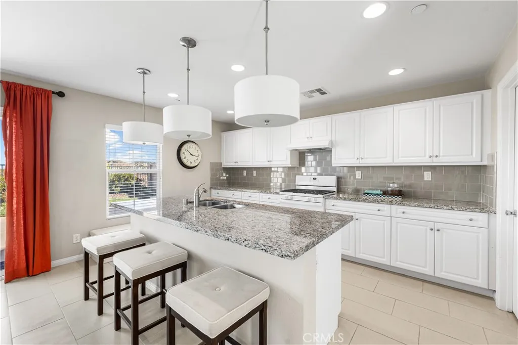 Additional image 14 of 2721 Goldenrain St, Palmdale, CA 93551