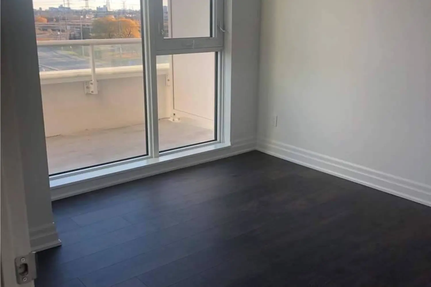 Additional image 7 of 10 Rouge Valley Drive 813A