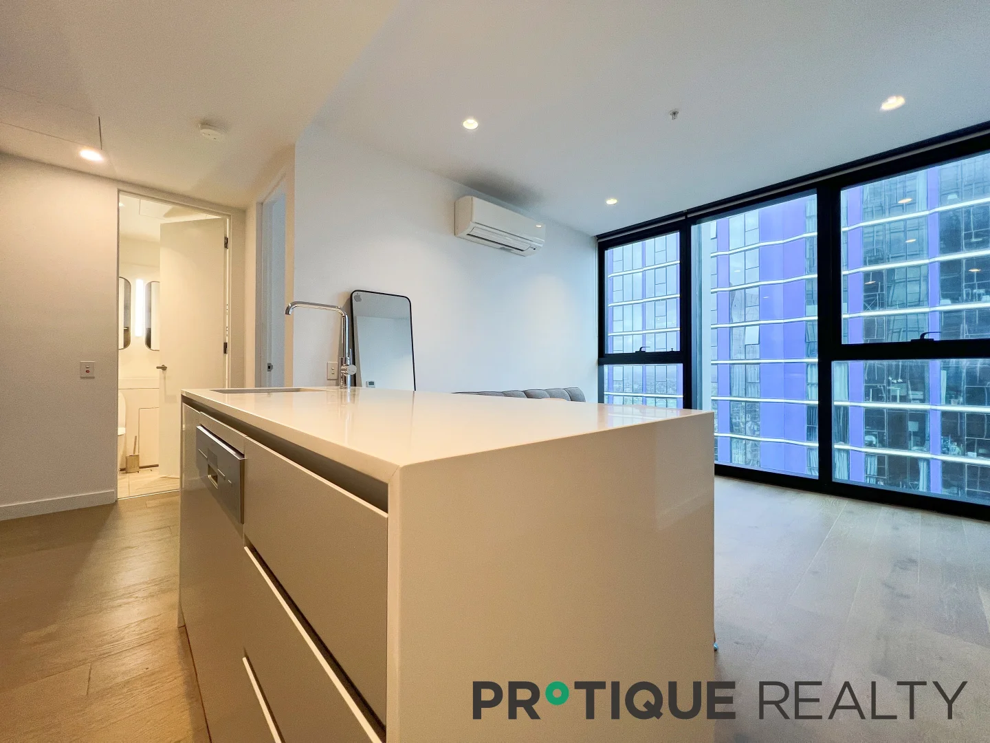 Additional image 2 of 6106/462 Elizabeth Street, Melbourne VIC 3000