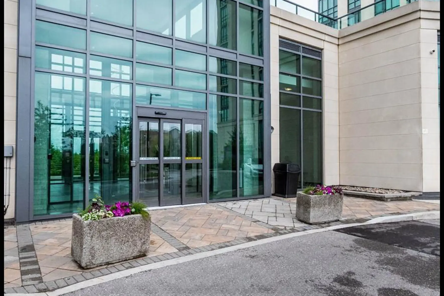 Additional image 2 of 65 Yorkdale Boulevard 308