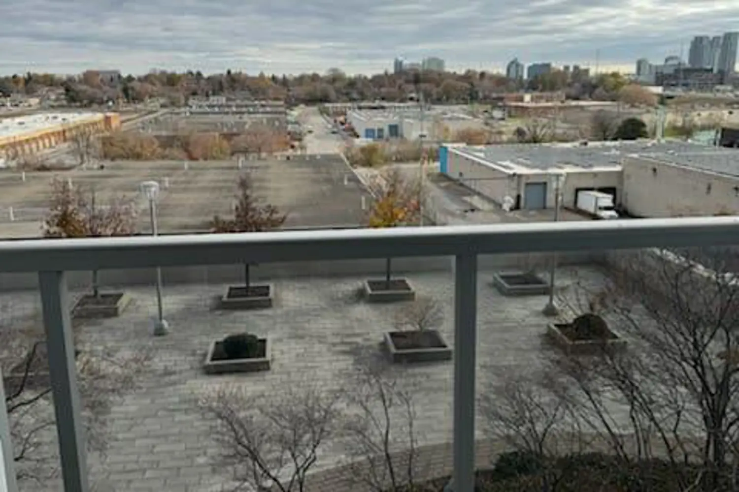 Additional image 11 of 151 Village Green Square 609