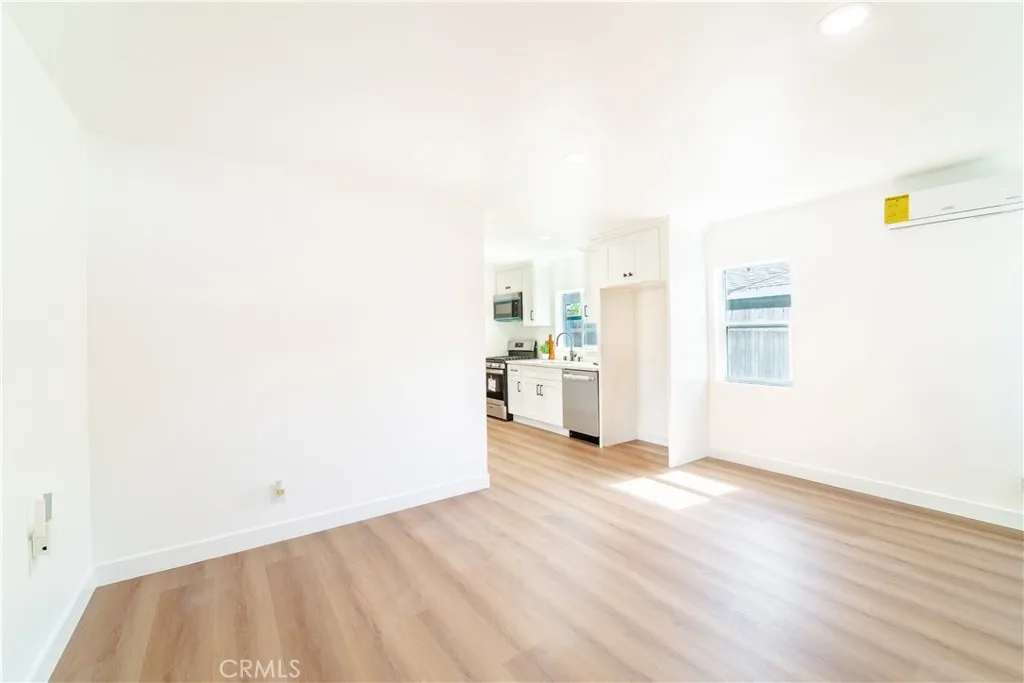 Additional image 8 of 13300 S Largo Ave, Compton, CA 90222