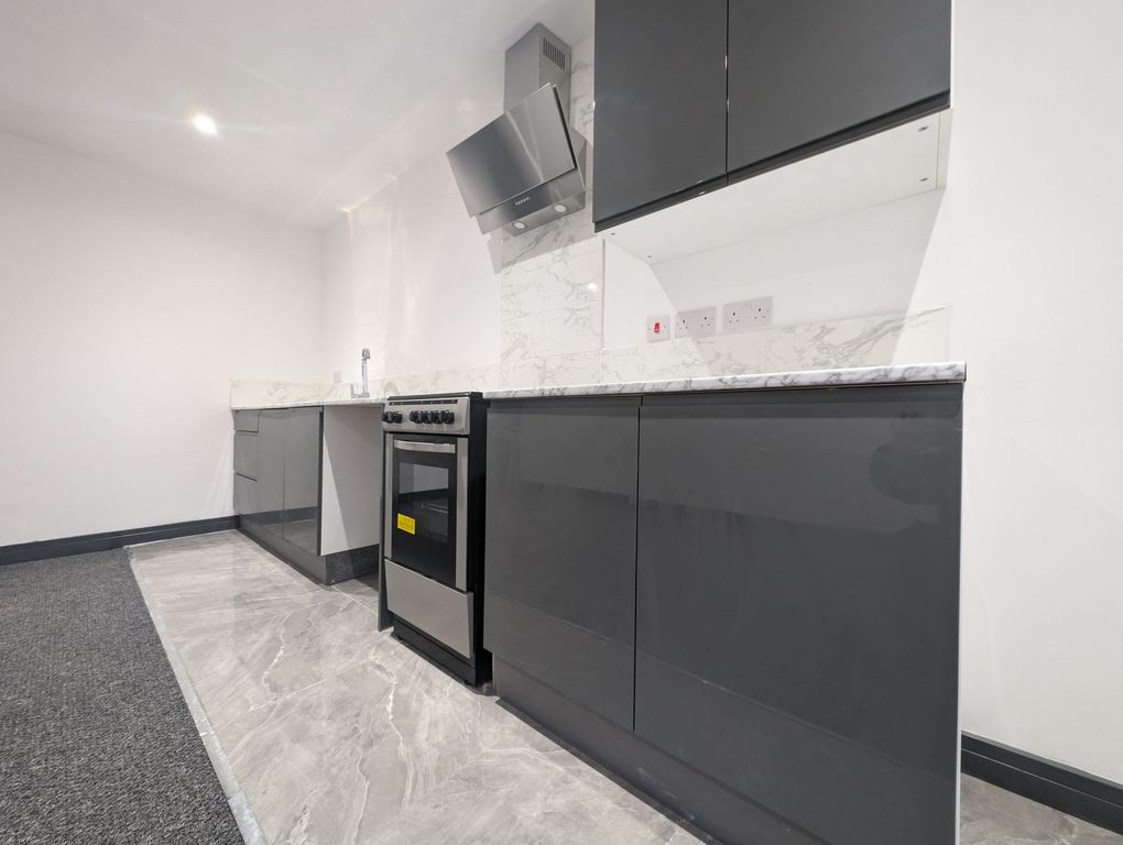 Additional image 5 of 1 bed flat to rentCommercial Street, Mountain Ash CF45