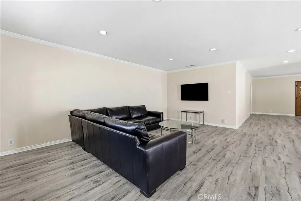 Additional image 59 of 2844 N Brighton Street, Burbank, CA 91504