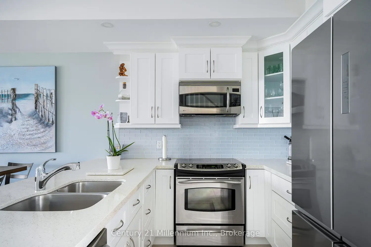 Additional image 4 of 209707 Hwy 26 15