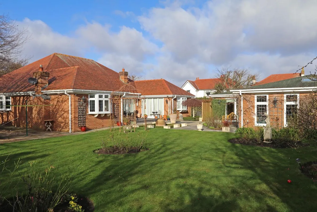Additional image 26 of 4 bed bungalow to rentGolf Open 2026 - Dunkirk Road, Birkdale PR8
