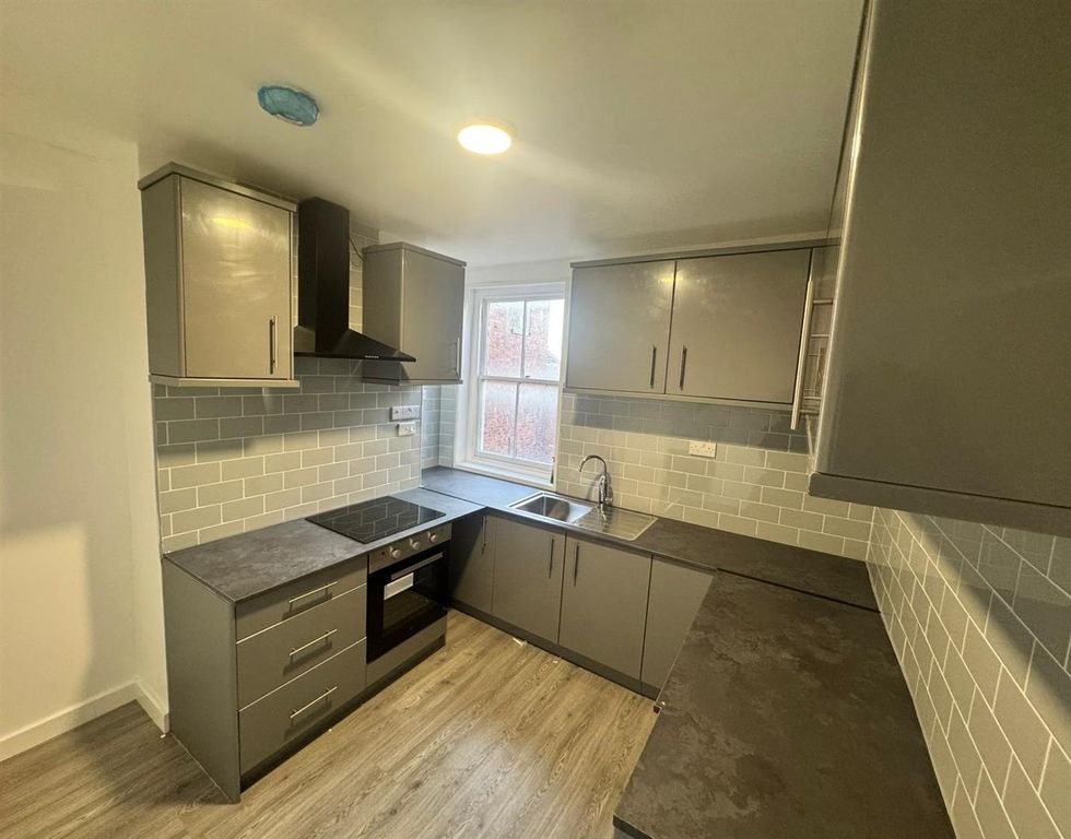 Additional image 6 of 10 bed end terrace house to rentHigh Street, Lincoln LN5