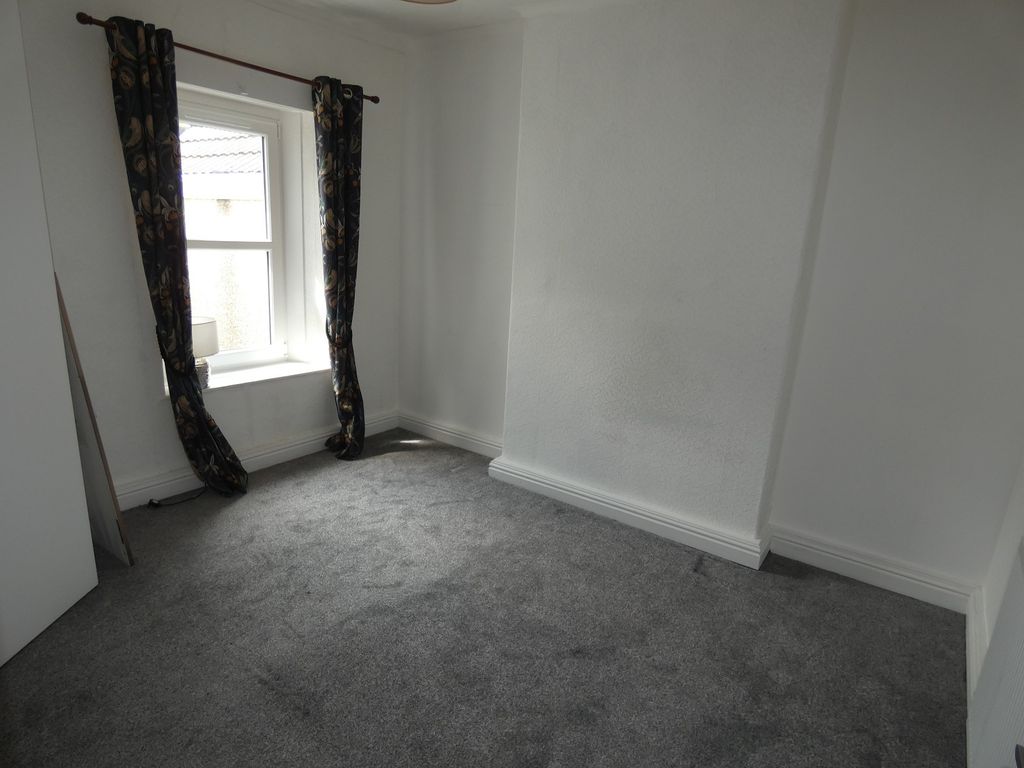 Additional image 4 of 1 bed flat to rent95B Cimla Road, Neath, Neath Port Talbot. SA11