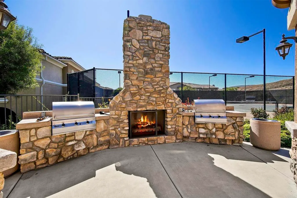 Additional image 54 of 12657 Elisa Lane Unit 200, San Diego, CA 92128