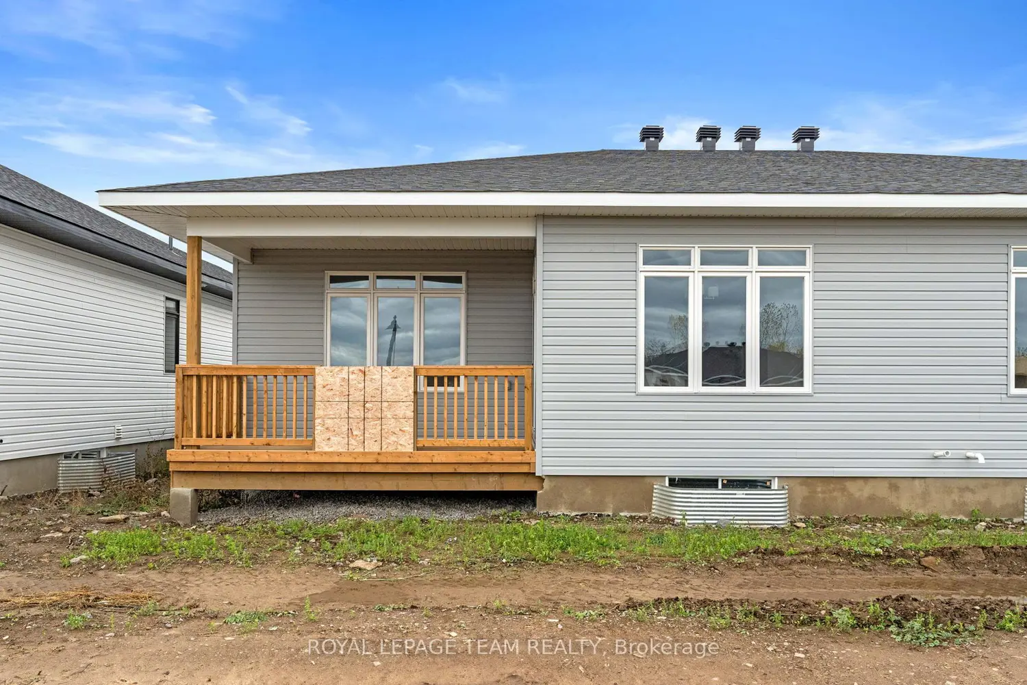 Additional image 20 of 1039 Moore Street