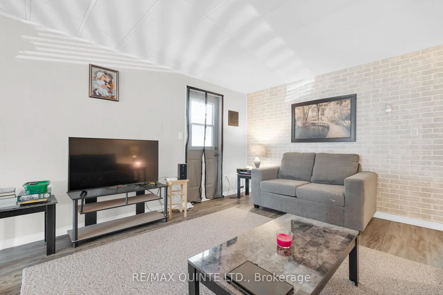 Additional image 9 of 311 Dundas Street 44