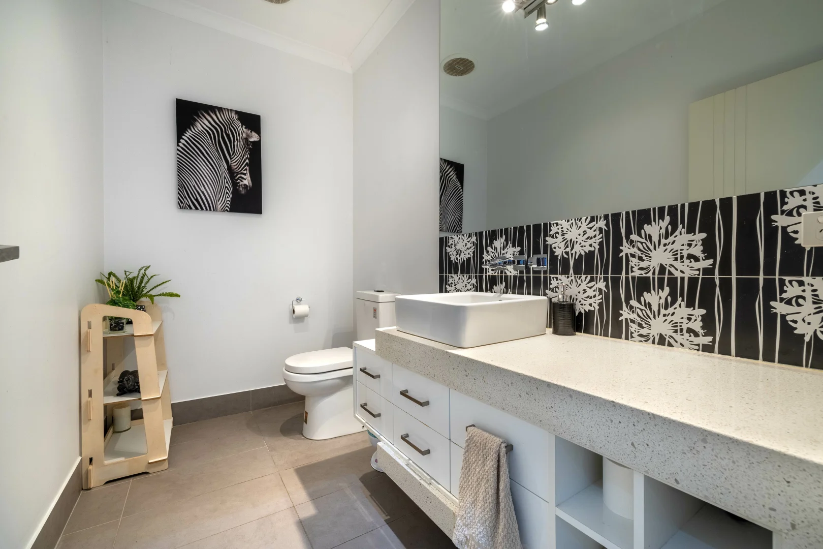 Additional image 25 of 14 Lake Tyers Beach Rd, Lakes Entrance VIC 3909