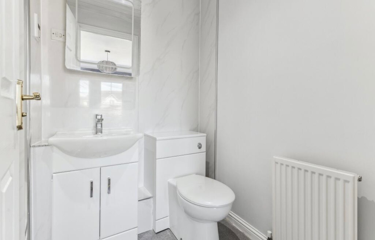 Additional image 6 of 2 Bed Flat, Branklyn Court, G13, N1 7GU