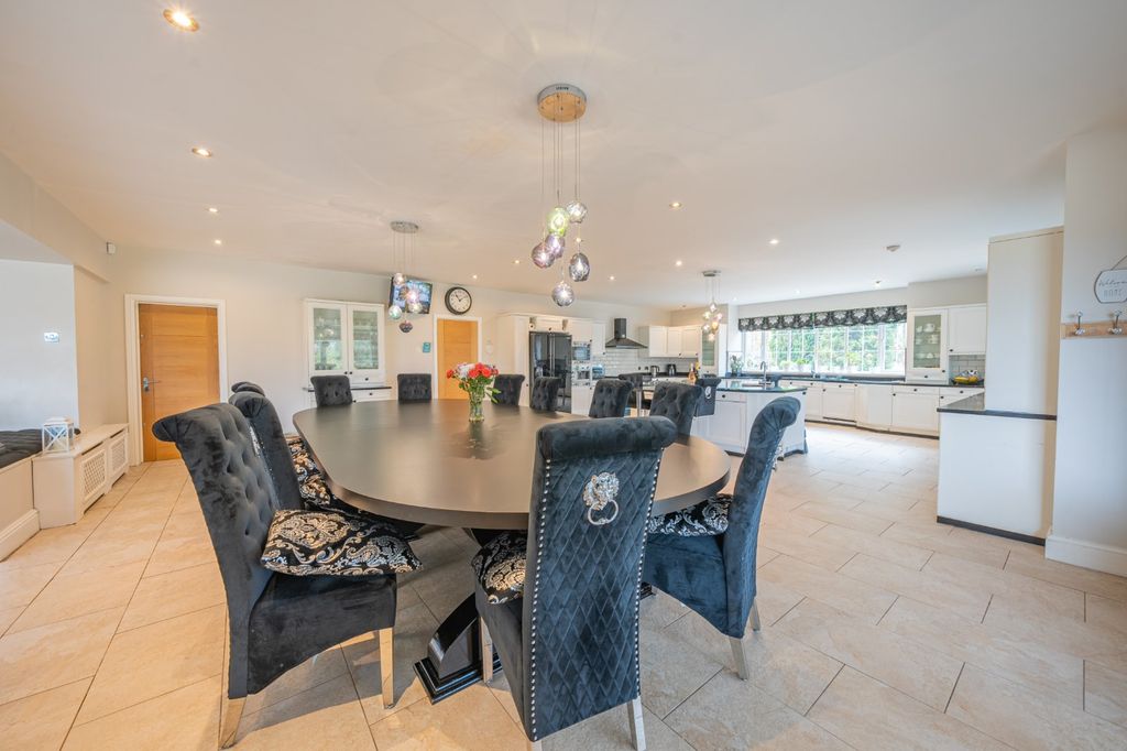 Additional image 14 of Land to rentOne Oak, Tarn Lane, Leeds LS17
