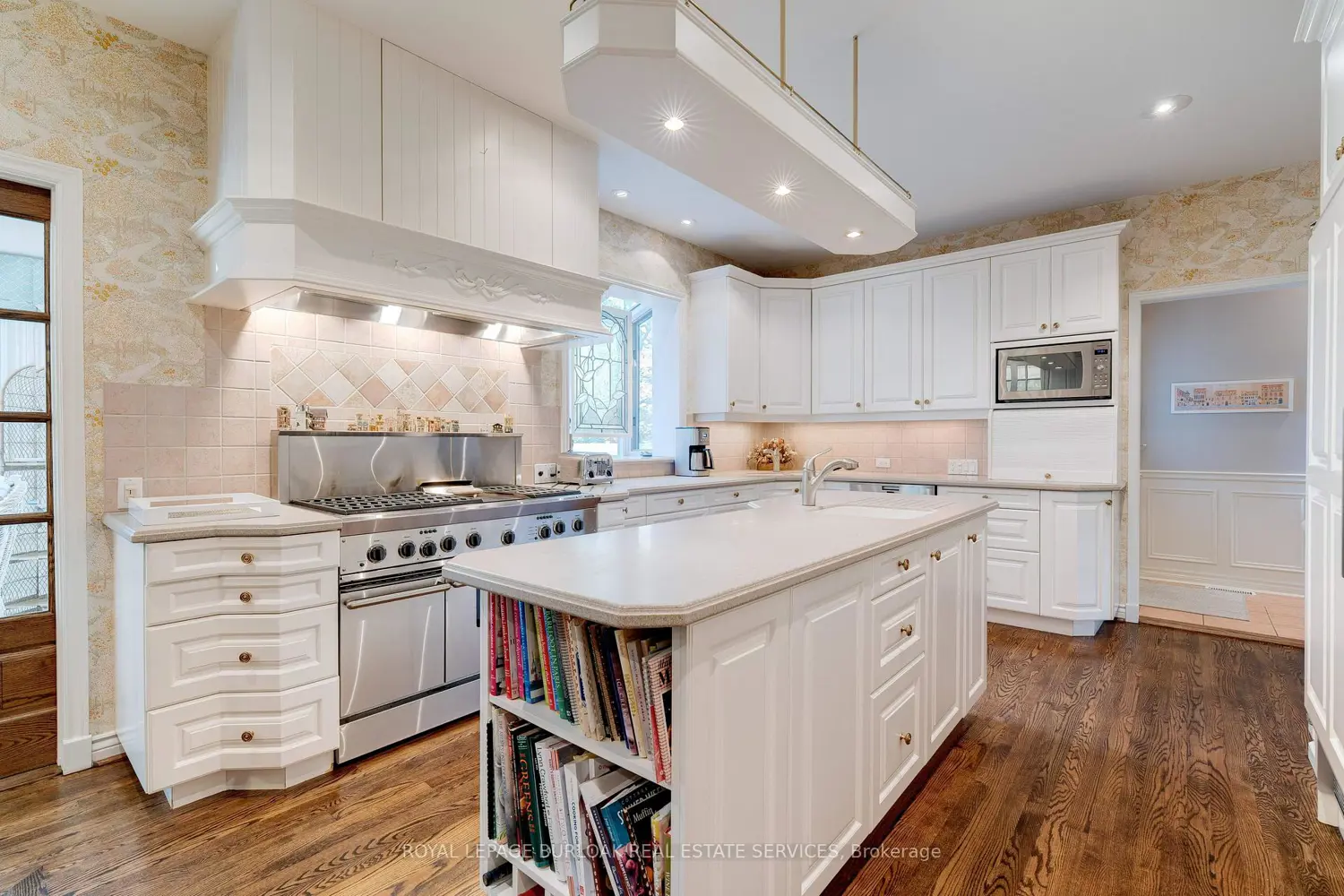 Additional image 4 of 166 Maple Grove Drive