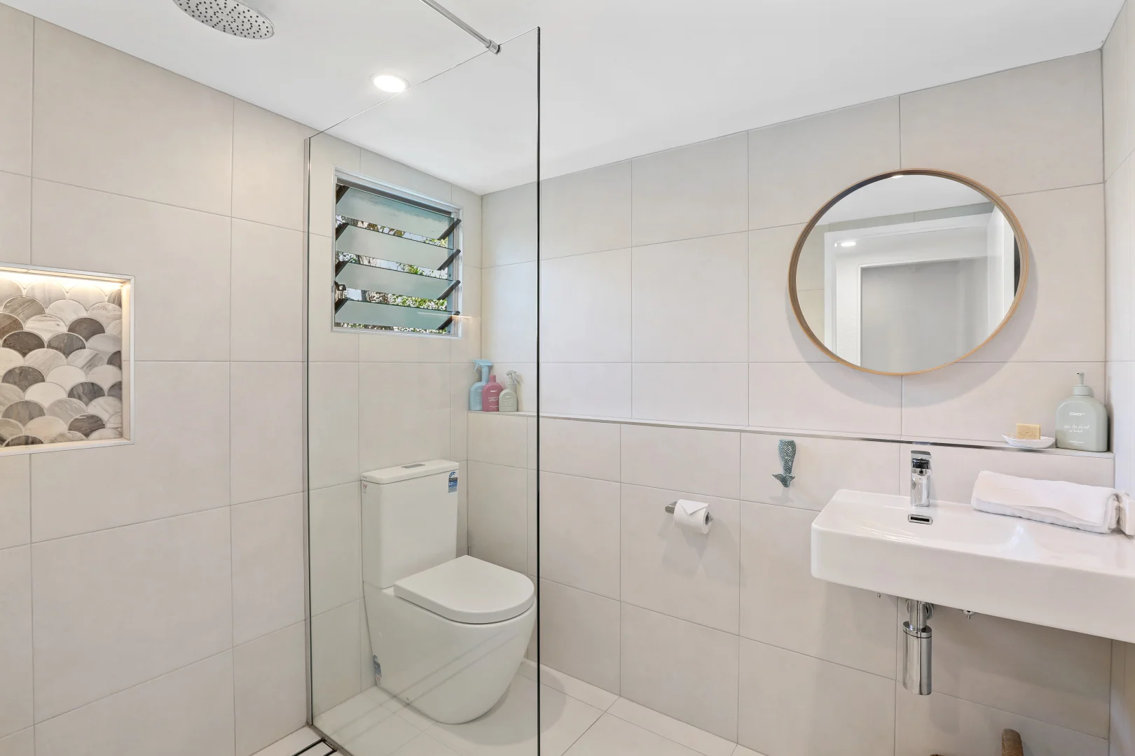 Additional image 16 of 76 Mooloomba Road, Point Lookout QLD 4183