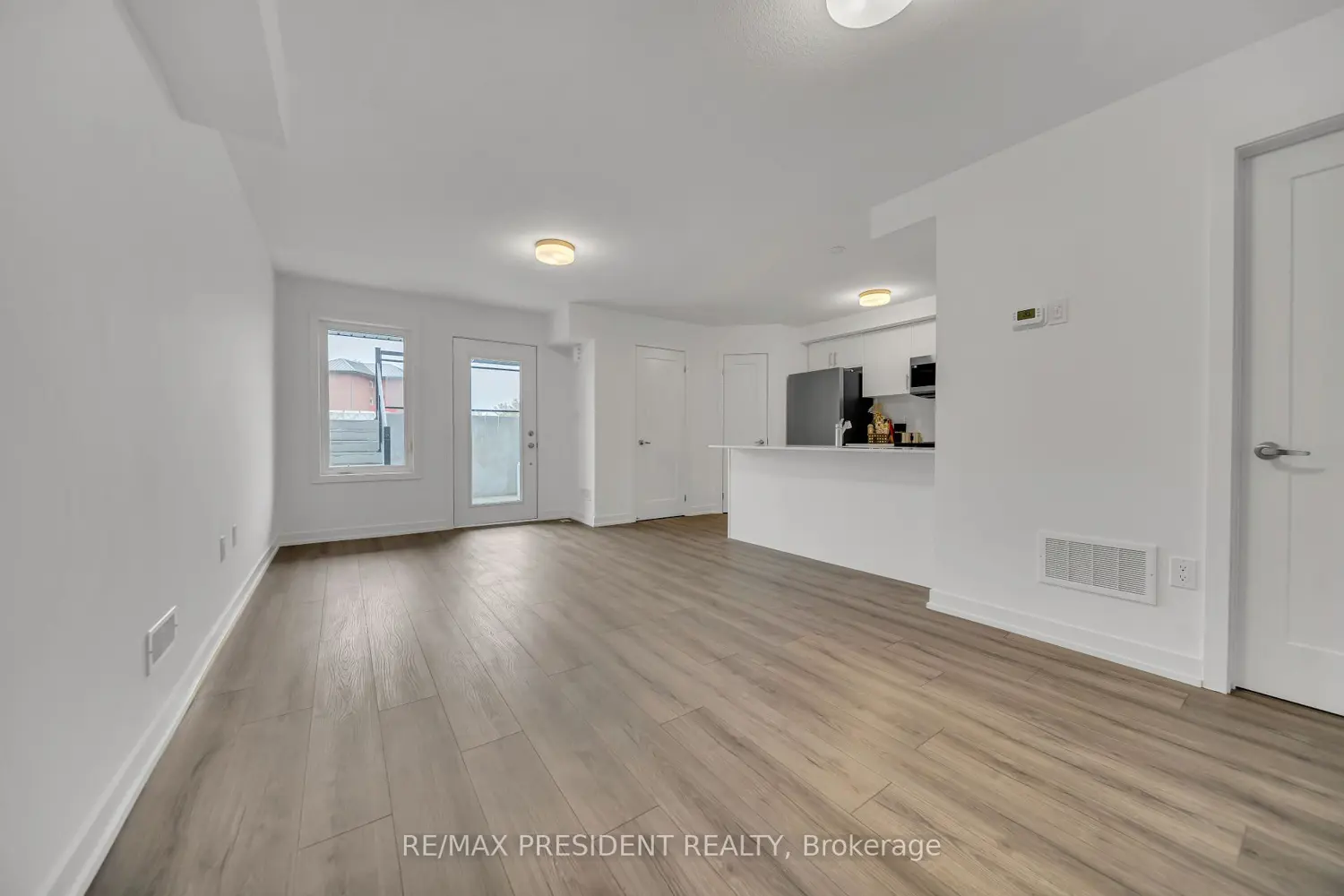 Additional image 6 of 940 David Street 81