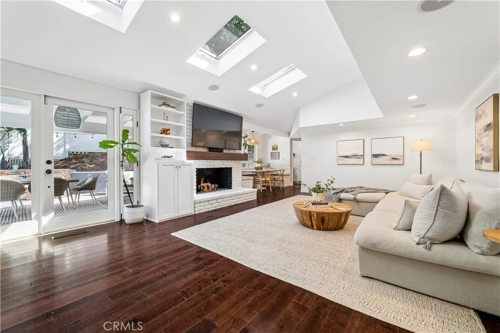Additional image 88 of 4590 Ensenada Drive, Woodland Hills, CA 91364
