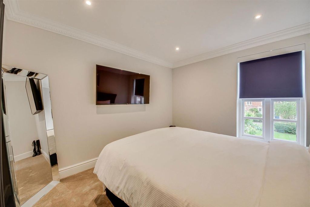 Additional image 16 of 3 bed town house to rentMarine Gate Mansions, Promenade, Southport PR9