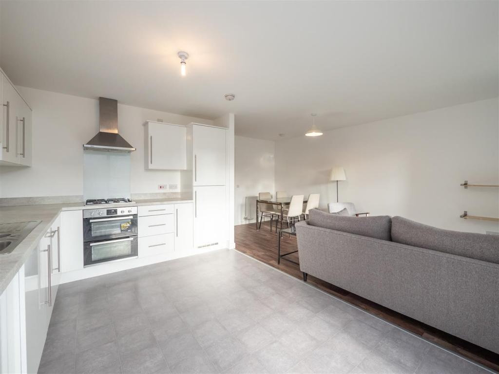 Additional image 3 of Room in a Shared Flat, Jex Blake Drive, EH7, N1 7GU