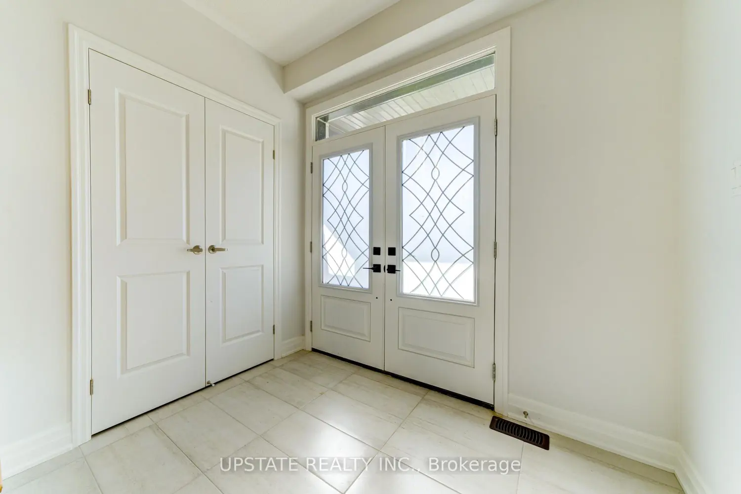 Additional image 2 of 12 Nicort Road